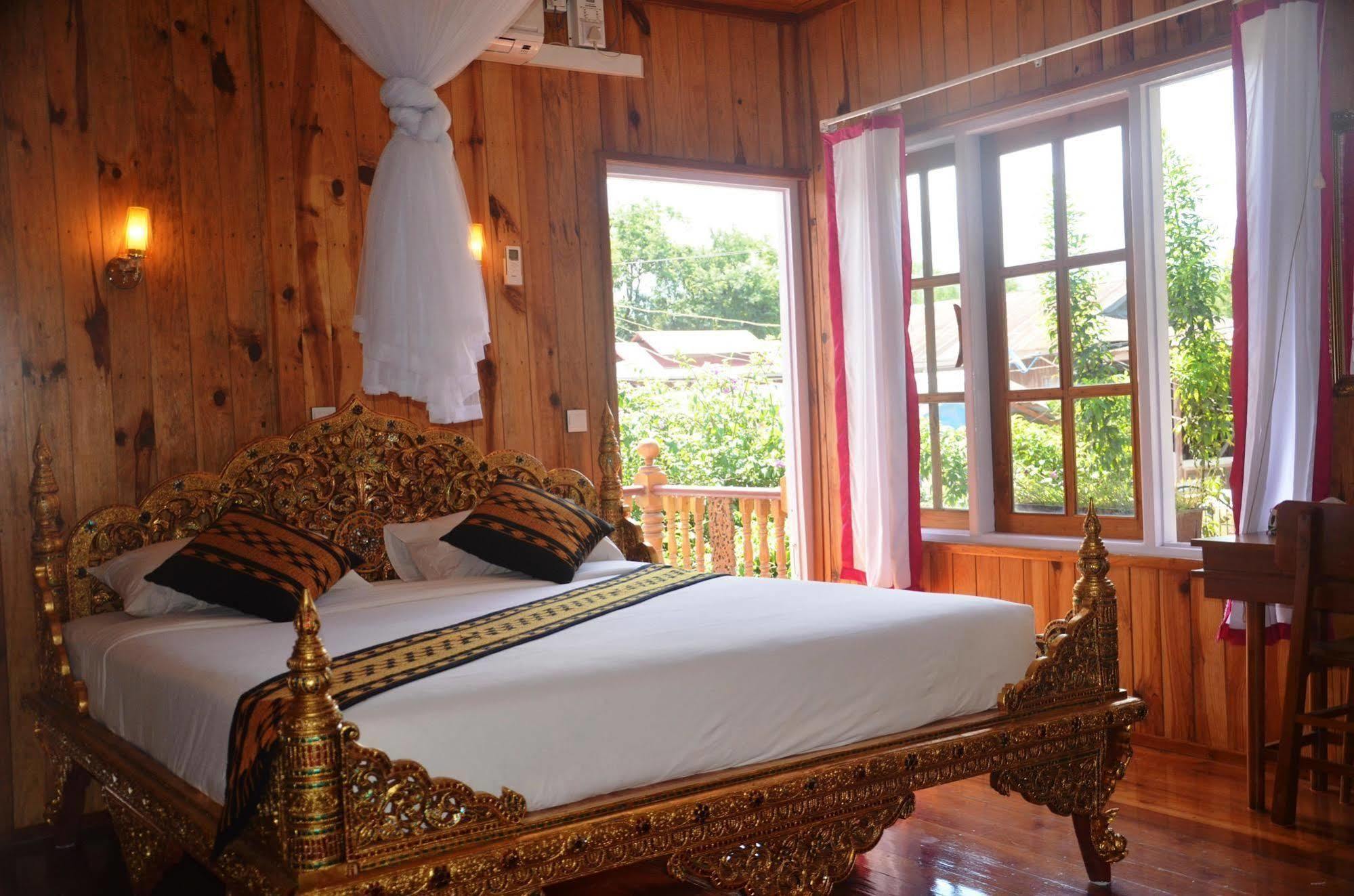 Golden Empress Hotel Ньоншуэ Экстерьер фото